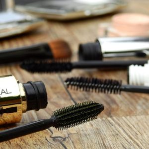 راهنمای کامل برای انتخاب و استفاده از ریمل مناسب
